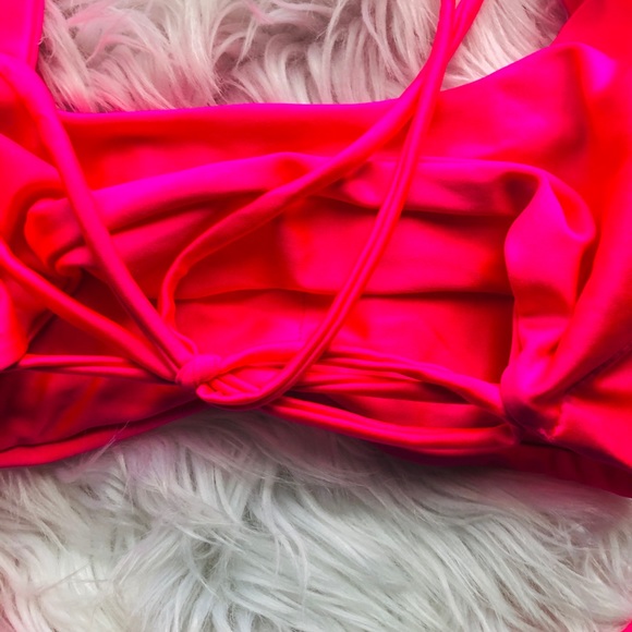 NWOT Neon FUSHIA Strappy Thong Bikini 👙 - Picture 5 of 6